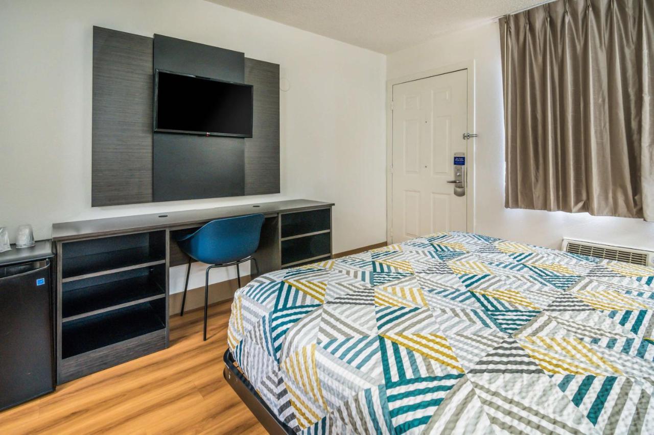 Motel 6-Irving, Tx - Dallas Dış mekan fotoğraf